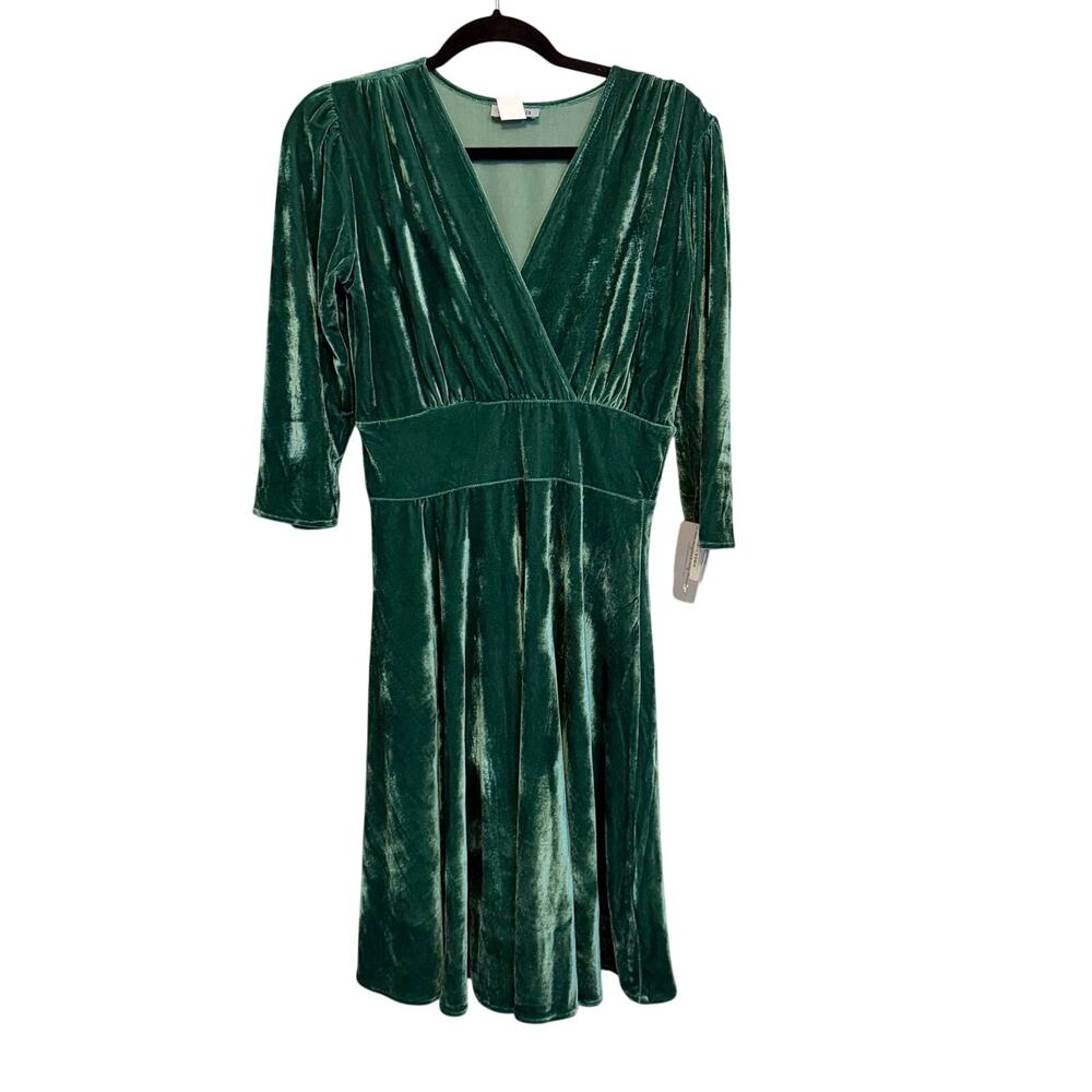 Karina Megan Velvet Fit & Flare Dress S/M Green Midi Cocktail Holiday USA NWT